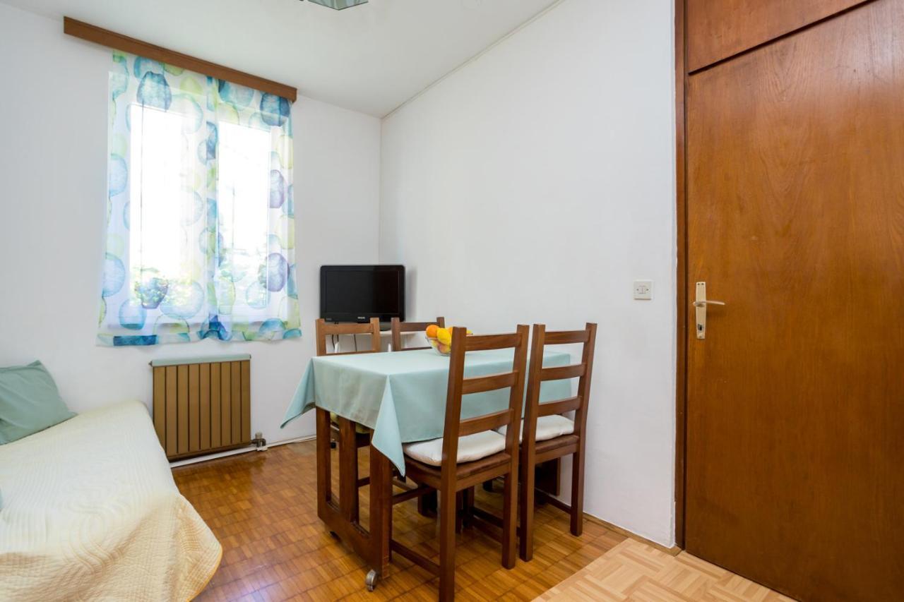 Apartment Jakovac By El-Pi Tours ニヴィーチェ エクステリア 写真
