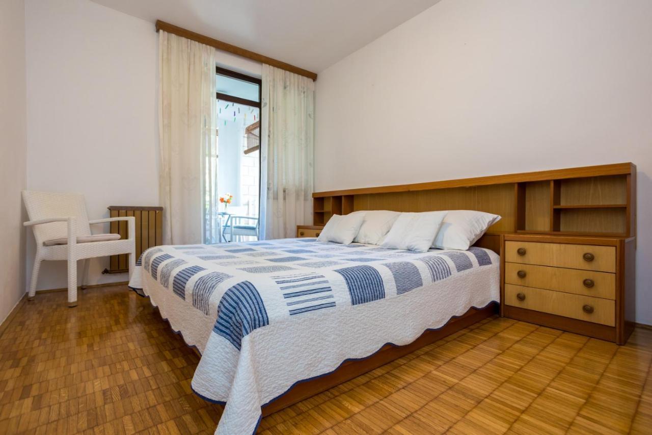 Apartment Jakovac By El-Pi Tours ニヴィーチェ エクステリア 写真